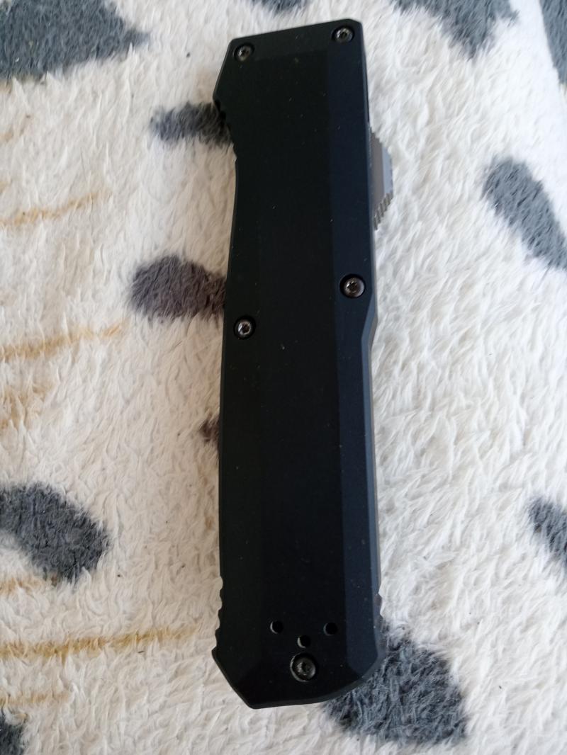 Нож BENCHMADE 4700 тактик