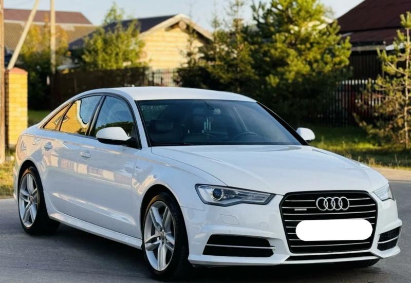 ������ ���� � ������ ������ Audi A6, 2014