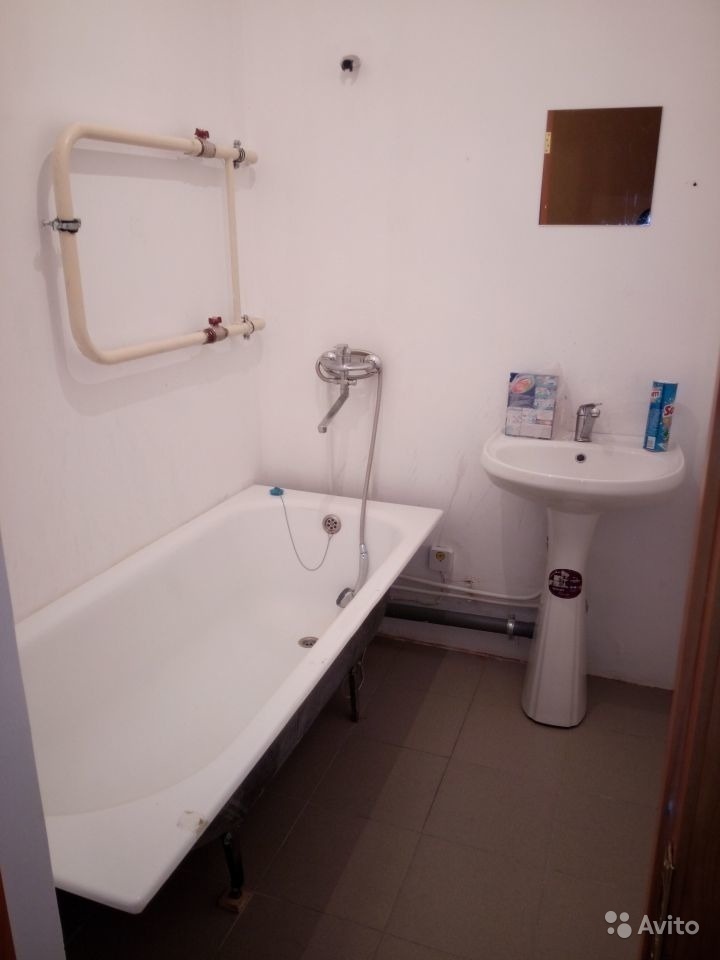 2-к квартира, 52 м2, 4/9 эт.