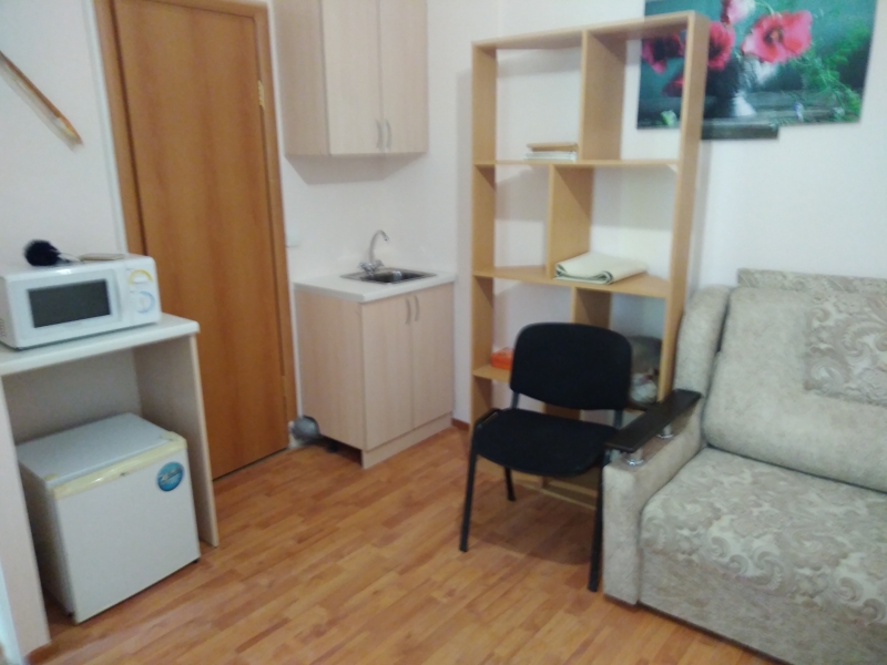 Комната в 1-к 13 м2, 1/2 эт.