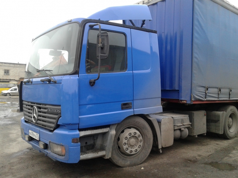 Куплю мерседес тягач б у. Mercedes Actros 2001. Мерседес 1422 тягач. A9415250238 применимость тягач Мерседес.