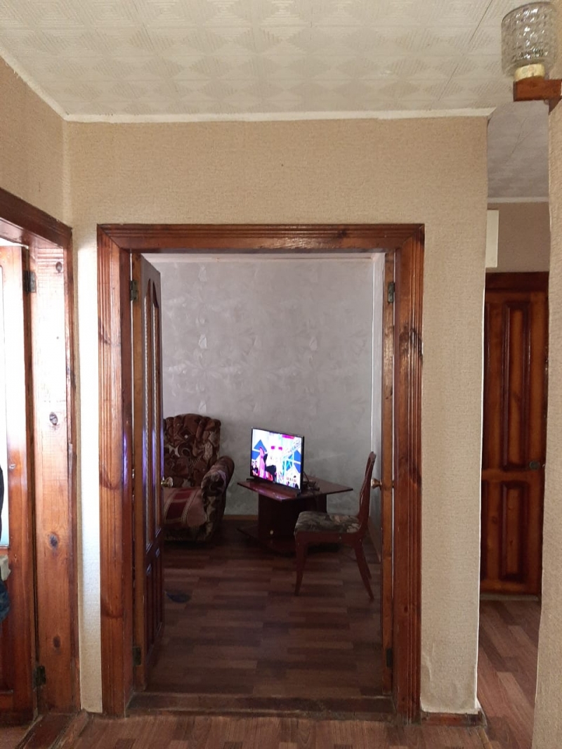 3-к квартира, 60 м2, 1/1 эт.