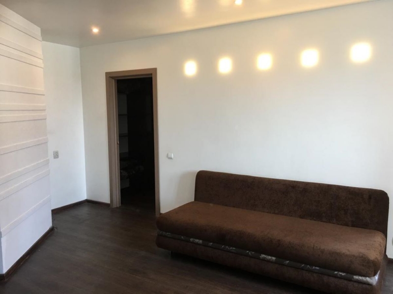 2-к квартира, 80 м2, 9/9 эт.