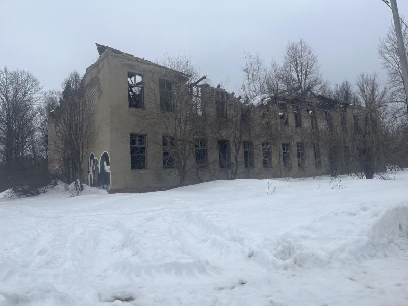 Продам здание и земельный участок