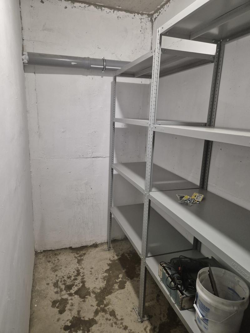 Сдам кладовку в подвале.