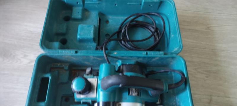  Makita KP0810C