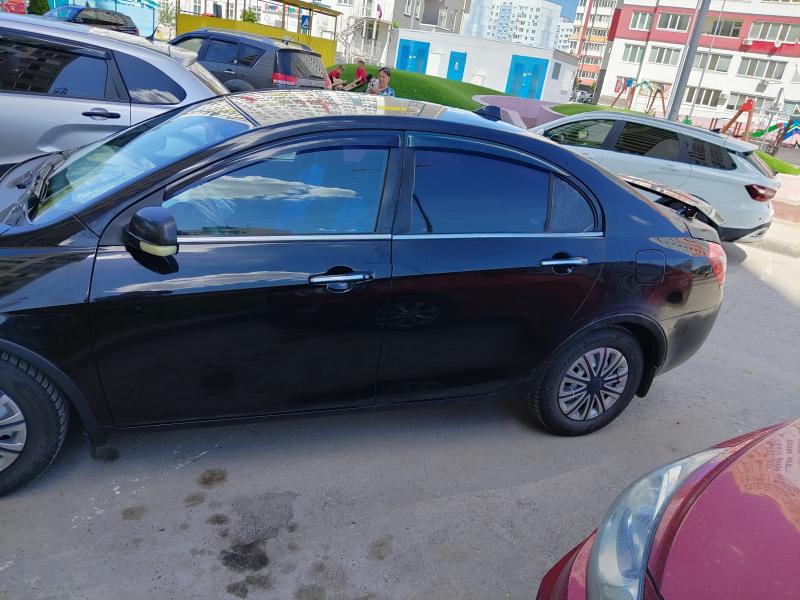 Geely Emgrand EC7, 2013