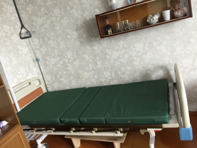 Кровать для лежачего больного