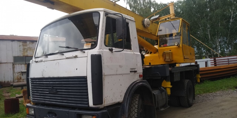 Автокран на базе МАЗ 16/18 1996 г продам состояние рабочее комп есть