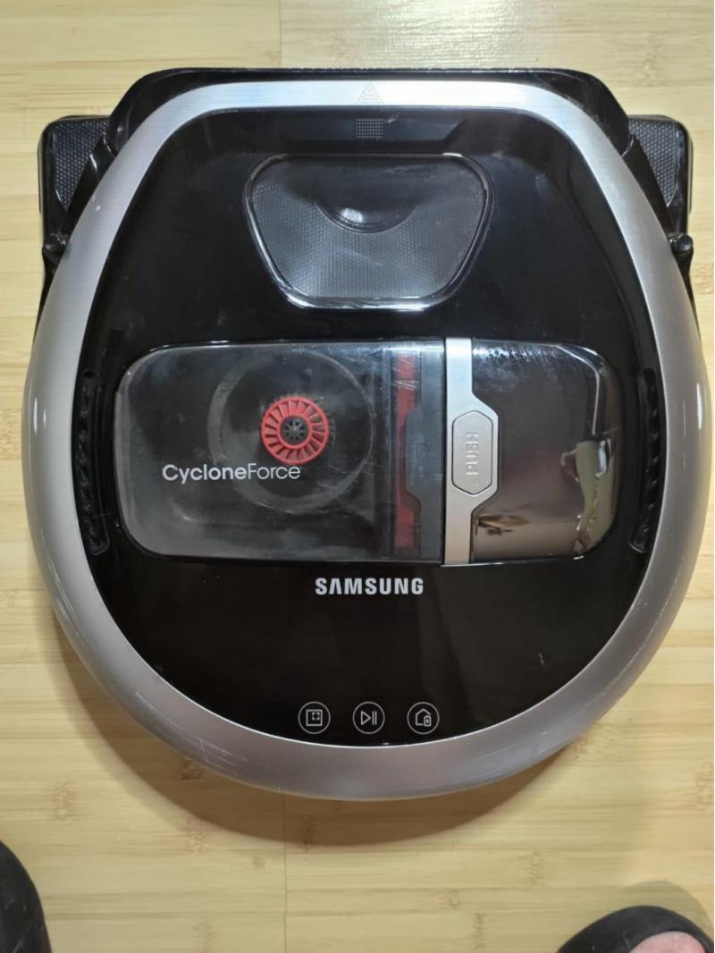 Робот пылесос Samsung Power bot VR20R7260WC