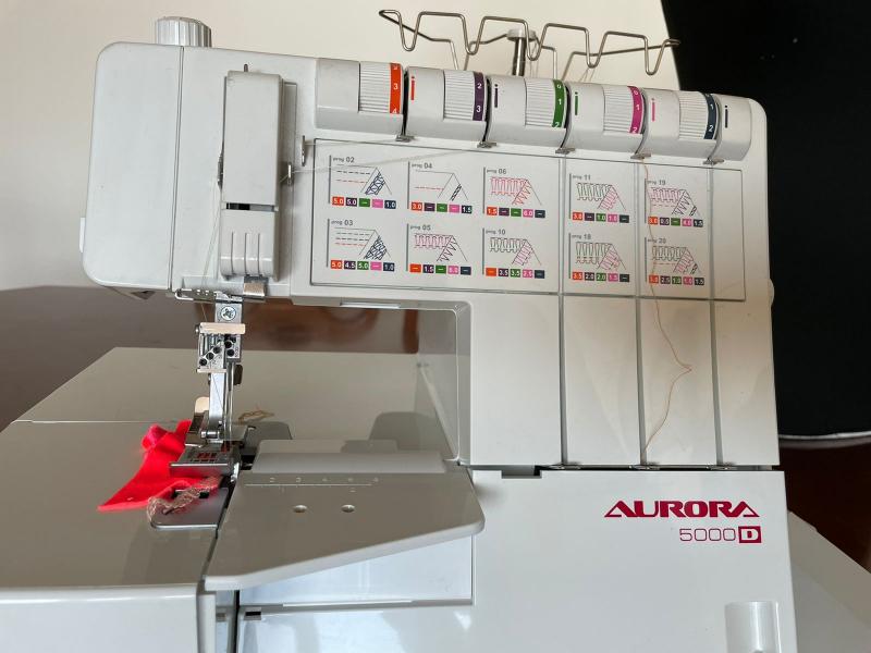 Швейная профессиональная машина Aurora 5000D