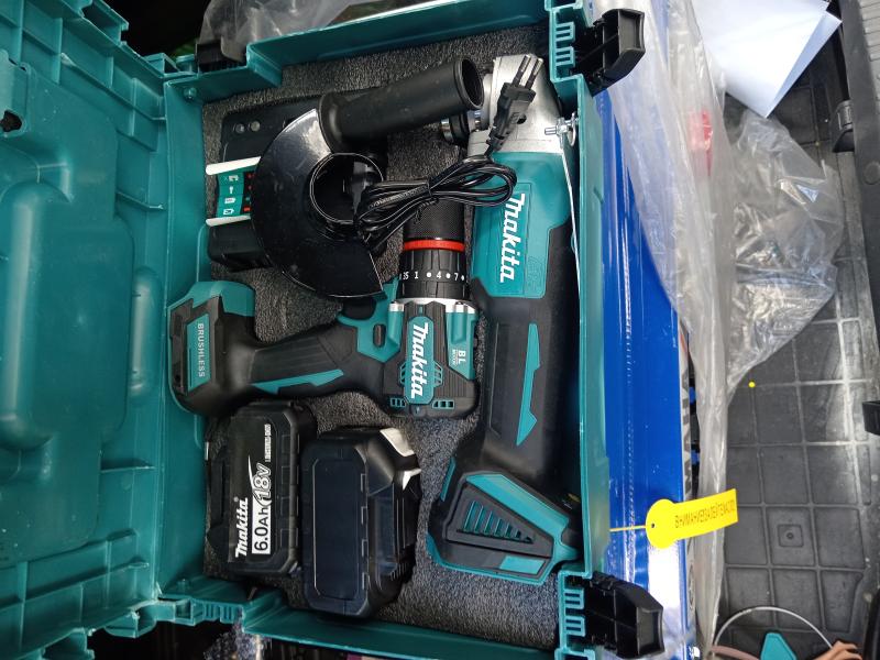      Makita