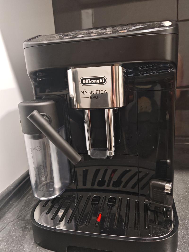  Delonghi magnifica evo