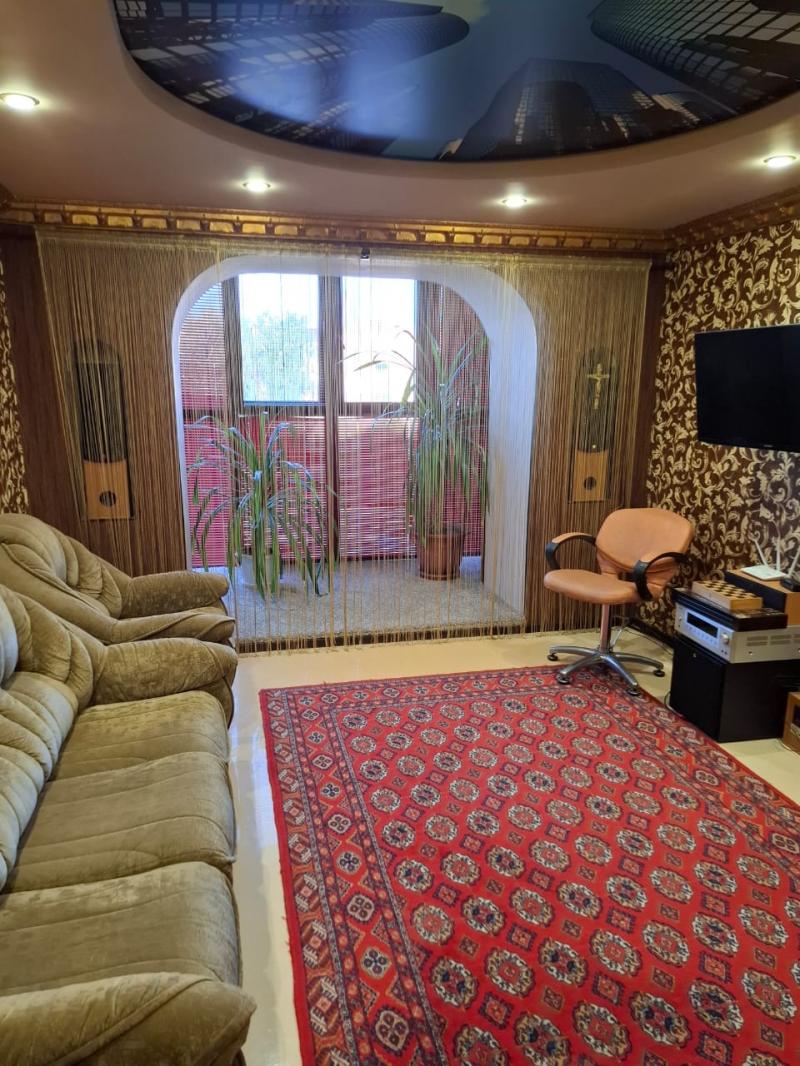2-к квартира, 55 м2, 4/5 эт.