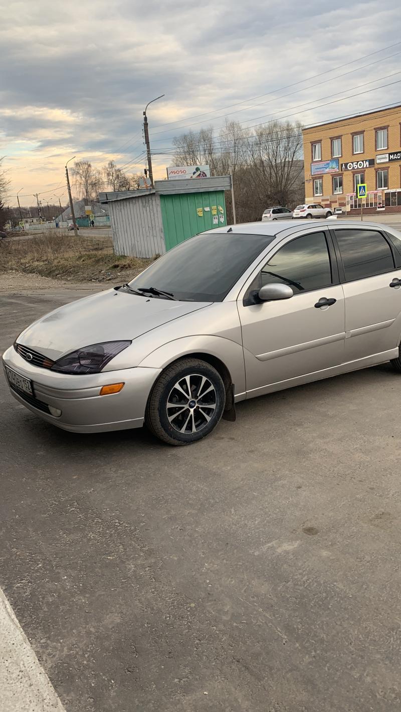 Ford Focus, 2000 USA