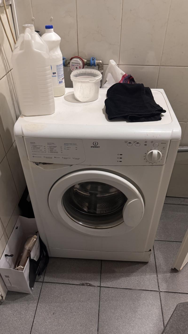 Стиральная машина indesit WISA101