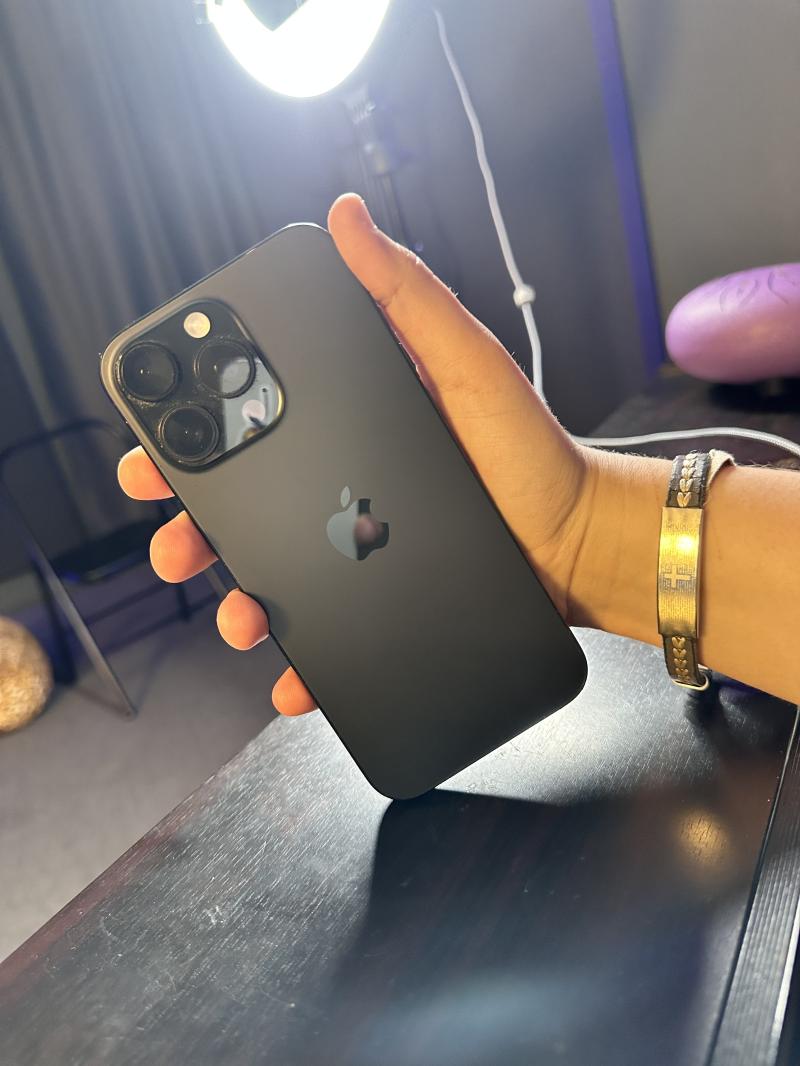 IPhone 16 pro max 1 tb