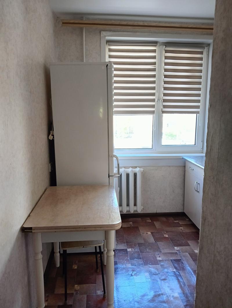 2-� ��������, 43 �2, 3/5 ��.