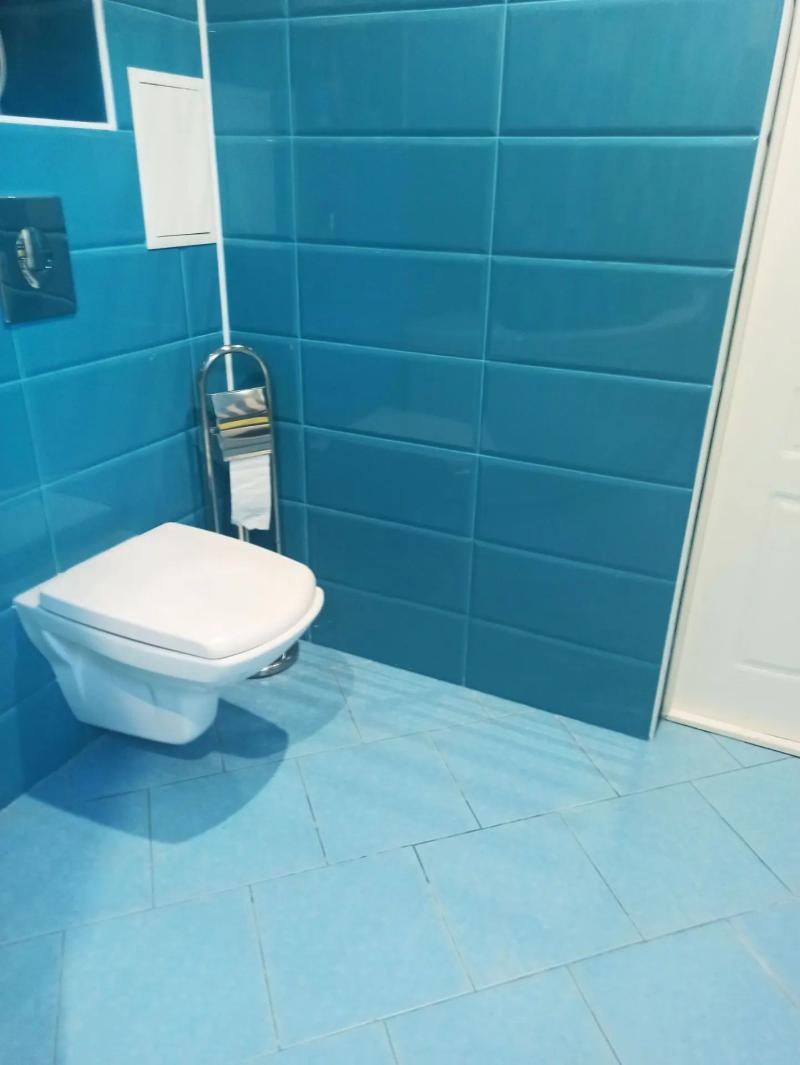 1-� ��������, 51 �2, 2/5 ��.