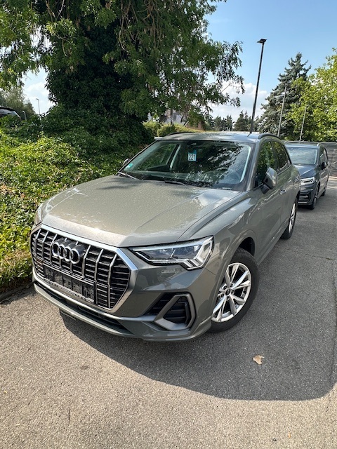 Audi Q3, 2023
