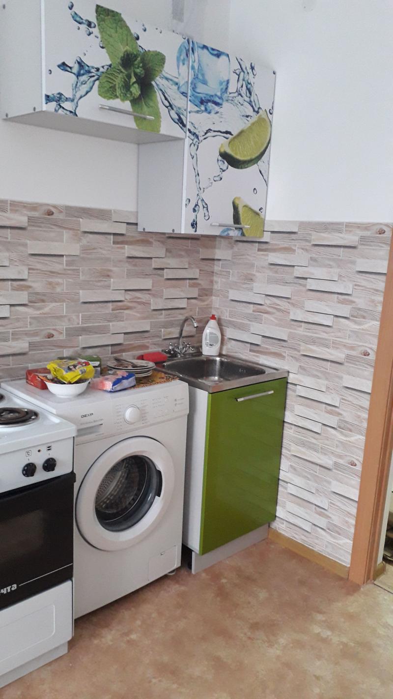 2-к квартира, 65 м2, 1/4 эт.