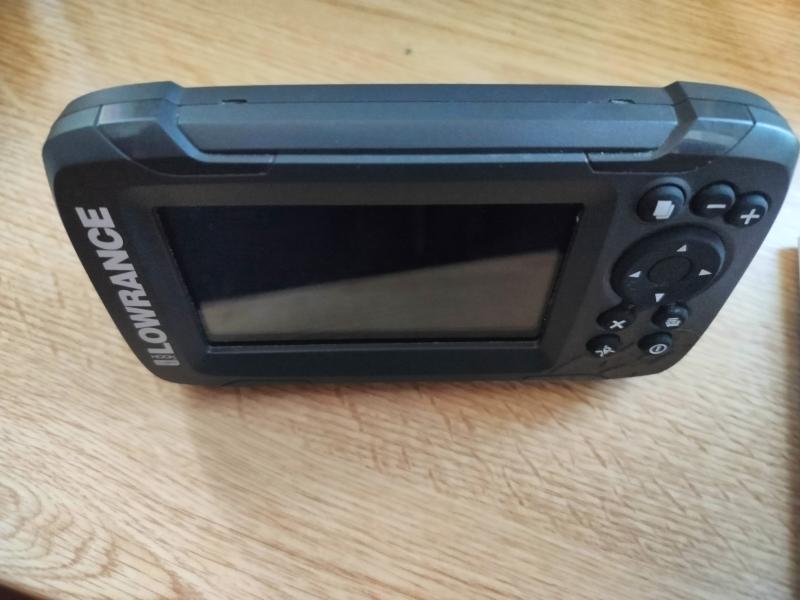  Lowrance  hook 2x-4 GPS