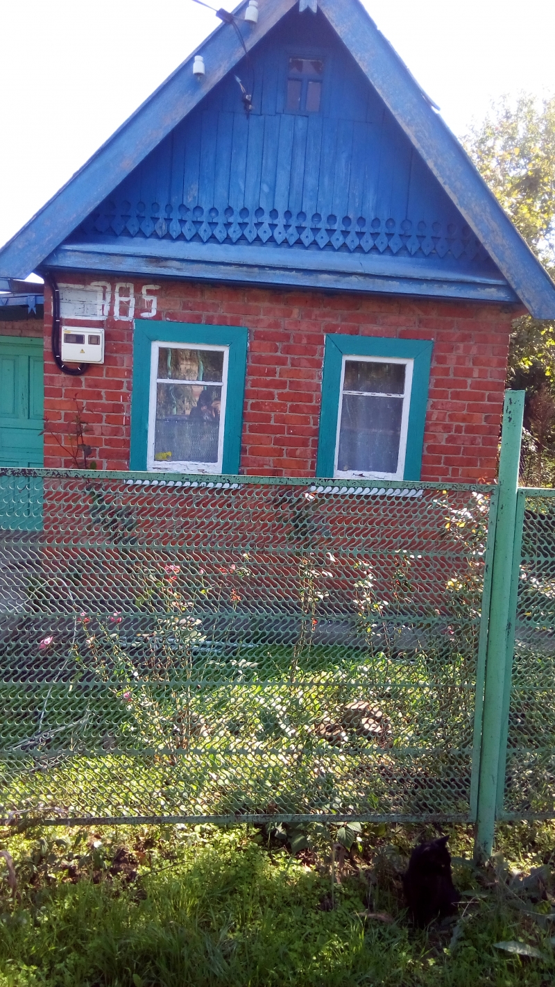 Продам земельный участок с дачным домиком