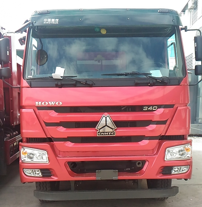 Самосвал howo 6x4