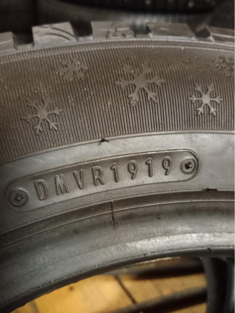 Dunlop Winter Ice03 175/65/14 (2)