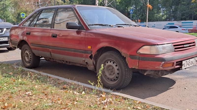 Toyota Carina, 1988