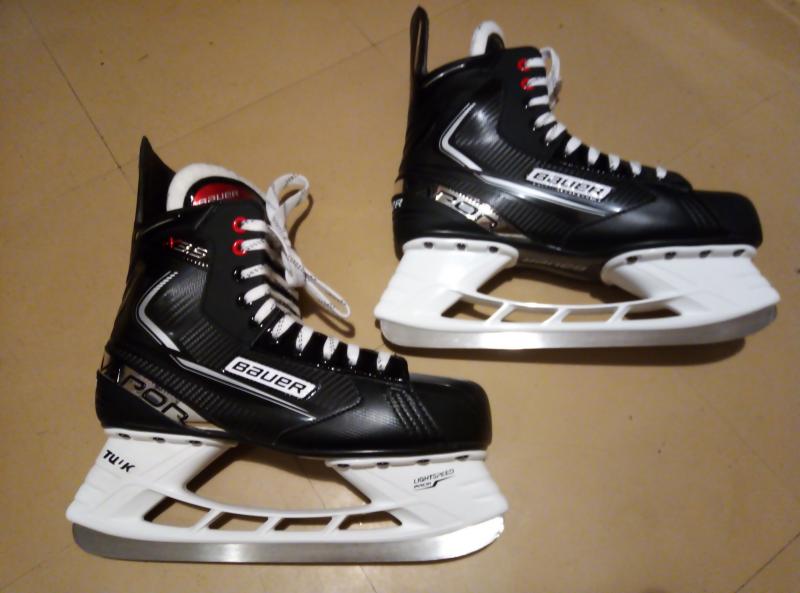    BAUER VAPOR X 3.5 S 21 SR 9 D.