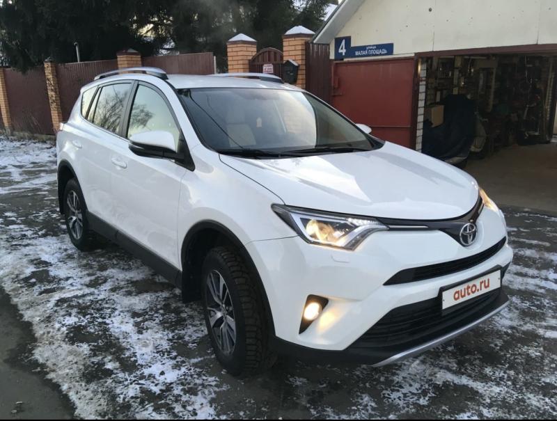 Toyota RAV4, 2015