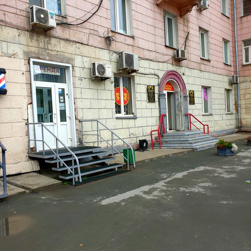 Торговое оборудование магазина Трикотажка, ригельные стеллажи Золотого Дракона