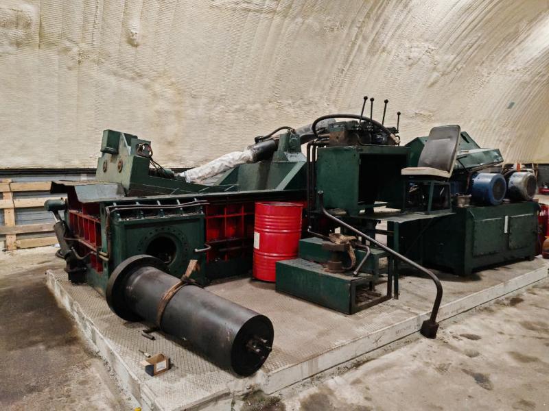 Пресс плакировочный для металлолома Huahong Y81 -250