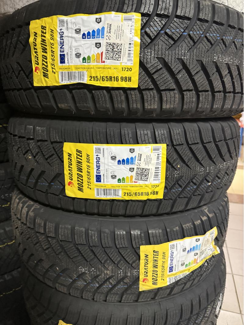 Duraturn Mozzo Winter 215/65 R16 98H