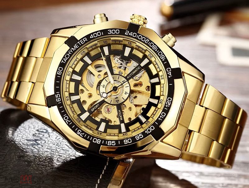 ���� Winner Skeleton Watch