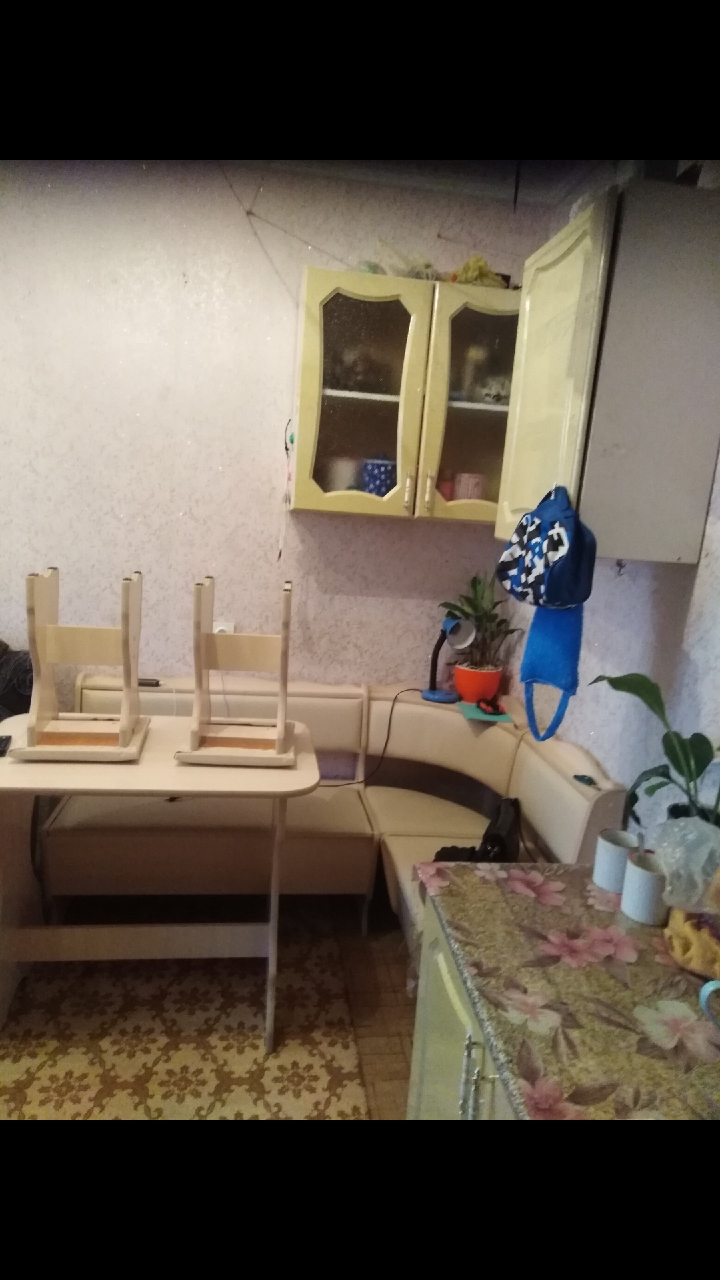 Пролам комнату 17 м2, 3/9 эт.