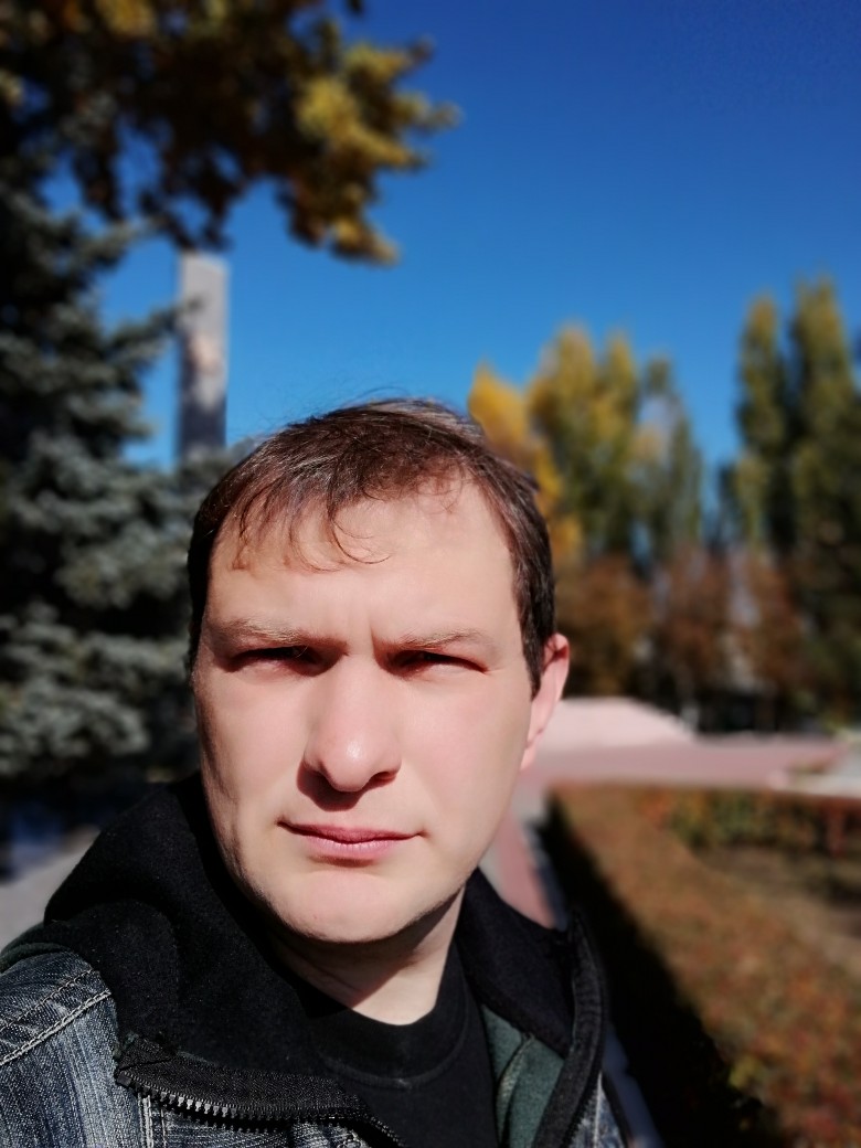 Требуется менеджер
