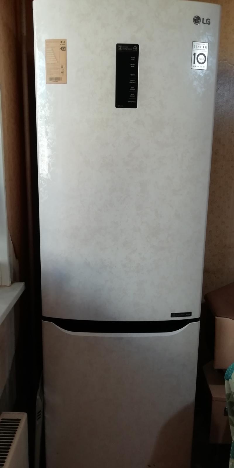 Холодильник LG