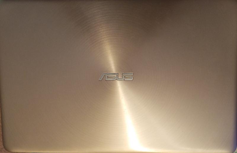  Notebock Asus UX51OU.