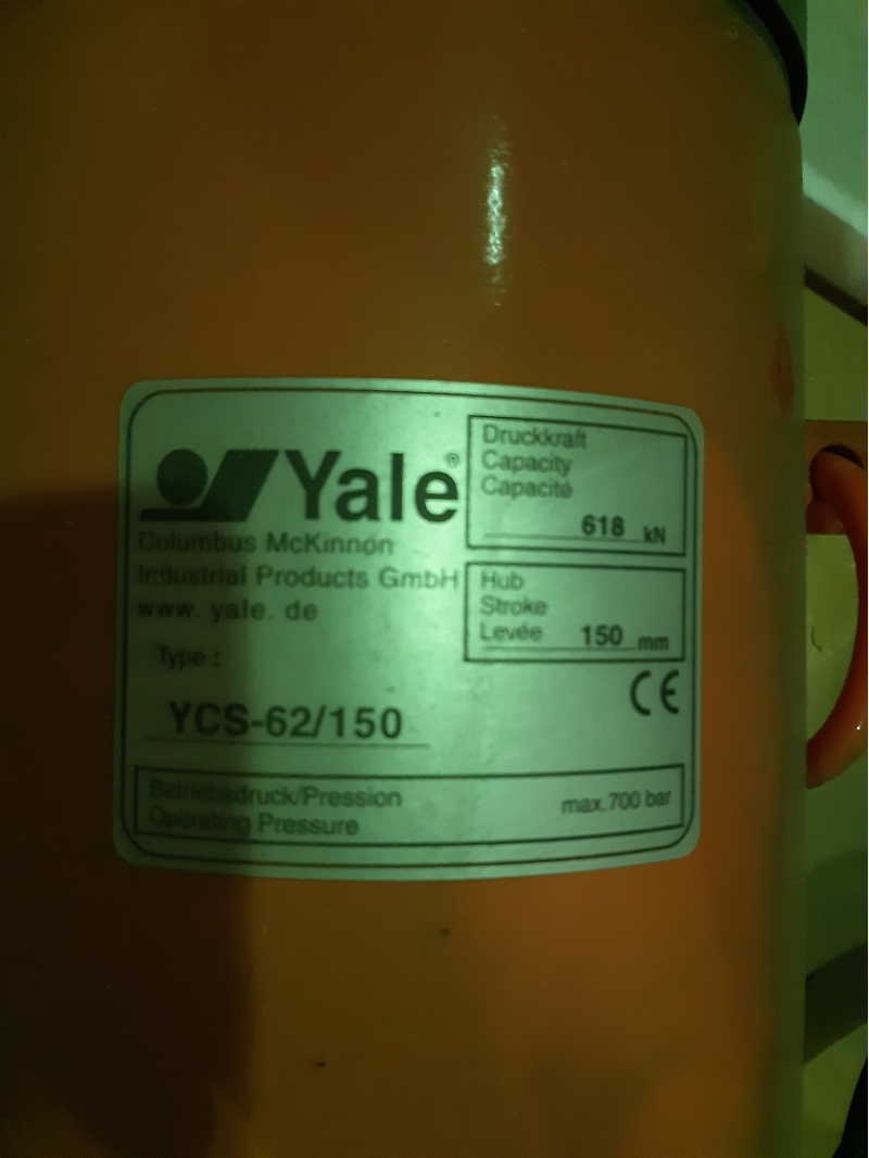 Домкраты Yale