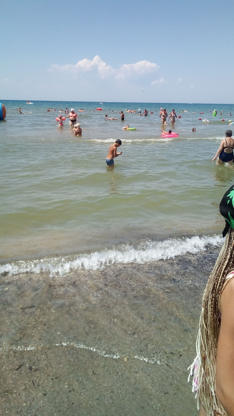 Займите хотя бы по 1р не хватает на дом .