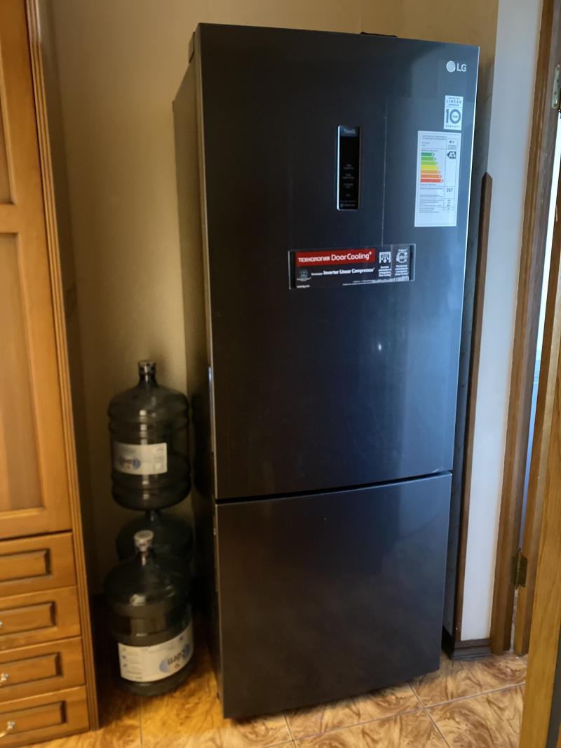 Холодильник LG DoorCooling + GC-B569
