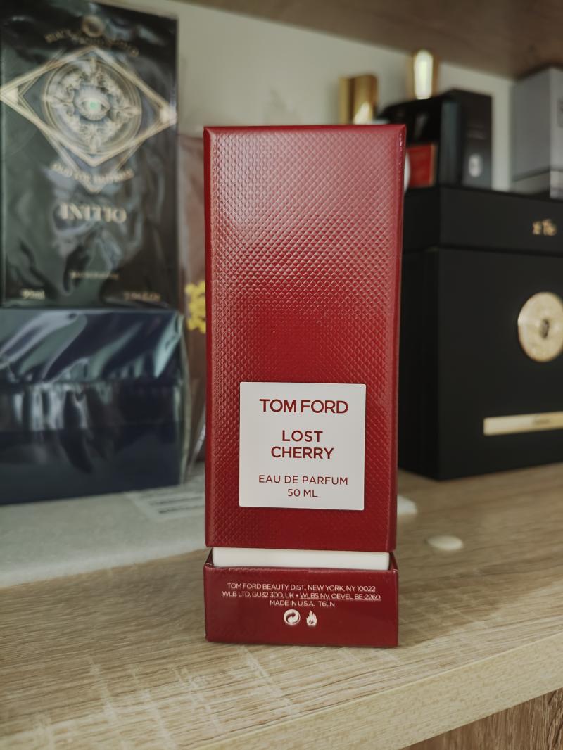  TOM FORD CHERRY